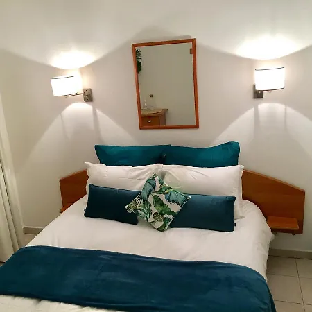 Studio Or One Bedroom Avenue De La * Roquebrune-Cap-Martin