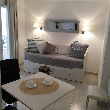 Studio Or One Bedroom Avenue De La * Roquebrune-Cap-Martin