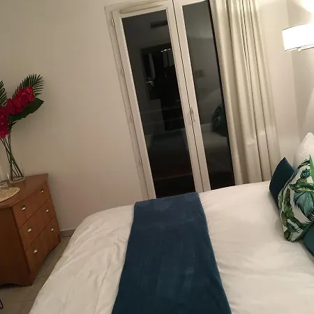 Studio Or One Bedroom Avenue De La * Roquebrune-Cap-Martin